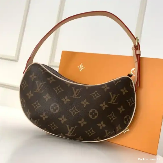 Affordable POCHETTE CROISSANT LOUIS VUITTON 0628